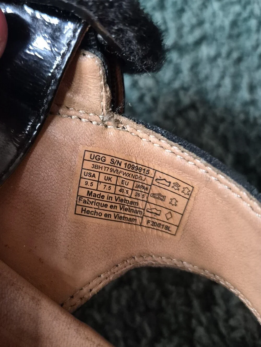 Ugg Le Fluff Sandal Platform Size 9.5